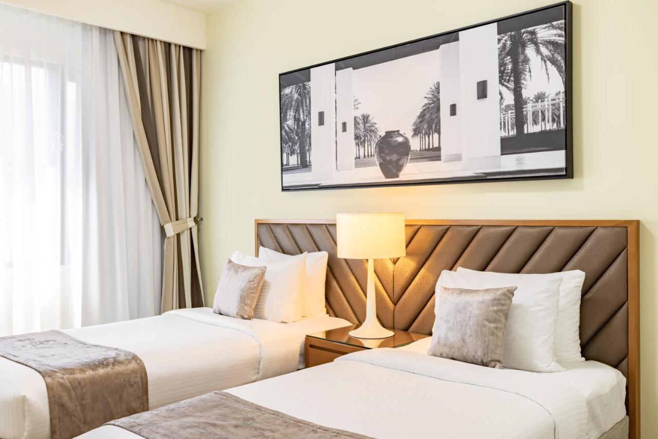 Golden Sands Hotel Apartments Дубай Экстерьер фото